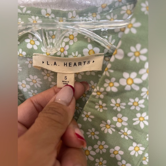 NWT PacSun Green Daisy Blouse Wmn Size Small - Picture 5 of 6